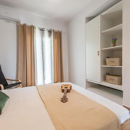 Lazaris Apartament Almiros Beach