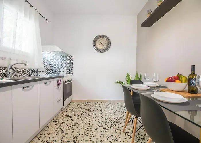 Lazaris شقة Almiros Beach